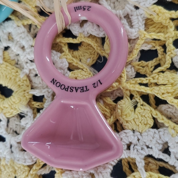 FRANCESCA'S MEASURING SPOONS - Picture 7 of 7